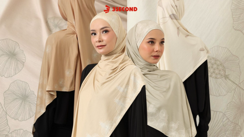 Kerudung Pashmina Navier Flower Print dari Hanna